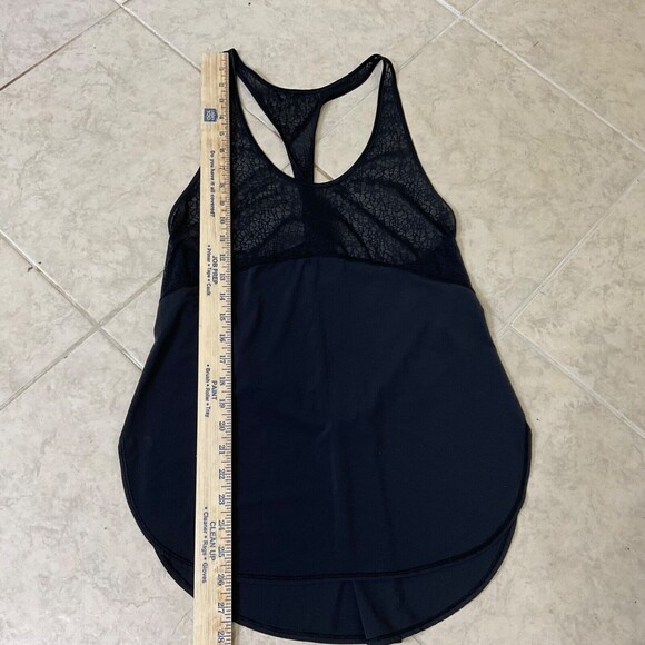 Lululemon Twist And Train Tank Black Side Slits measures to a size small - Picture 5 of 16